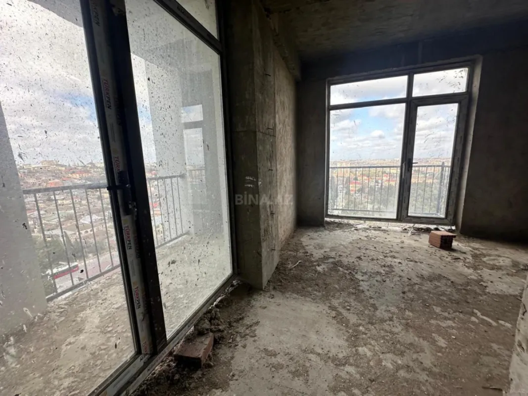 Satılır 2 otaqlı mənzil 76 m²
