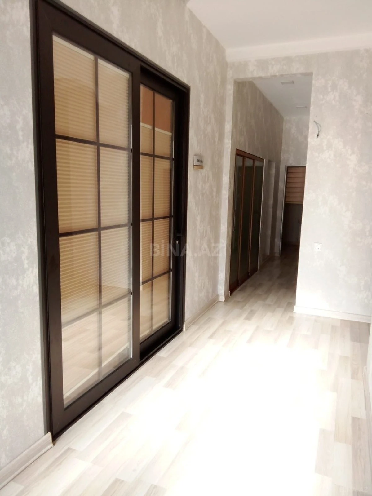 Kirayə verilir 4 otaqlı ofis 110 m²