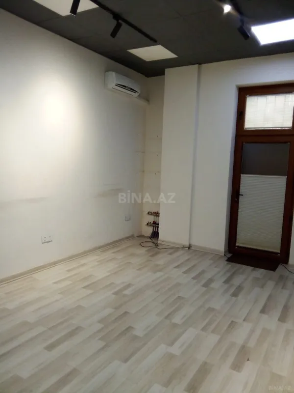 Kirayə verilir 4 otaqlı ofis 110 m²