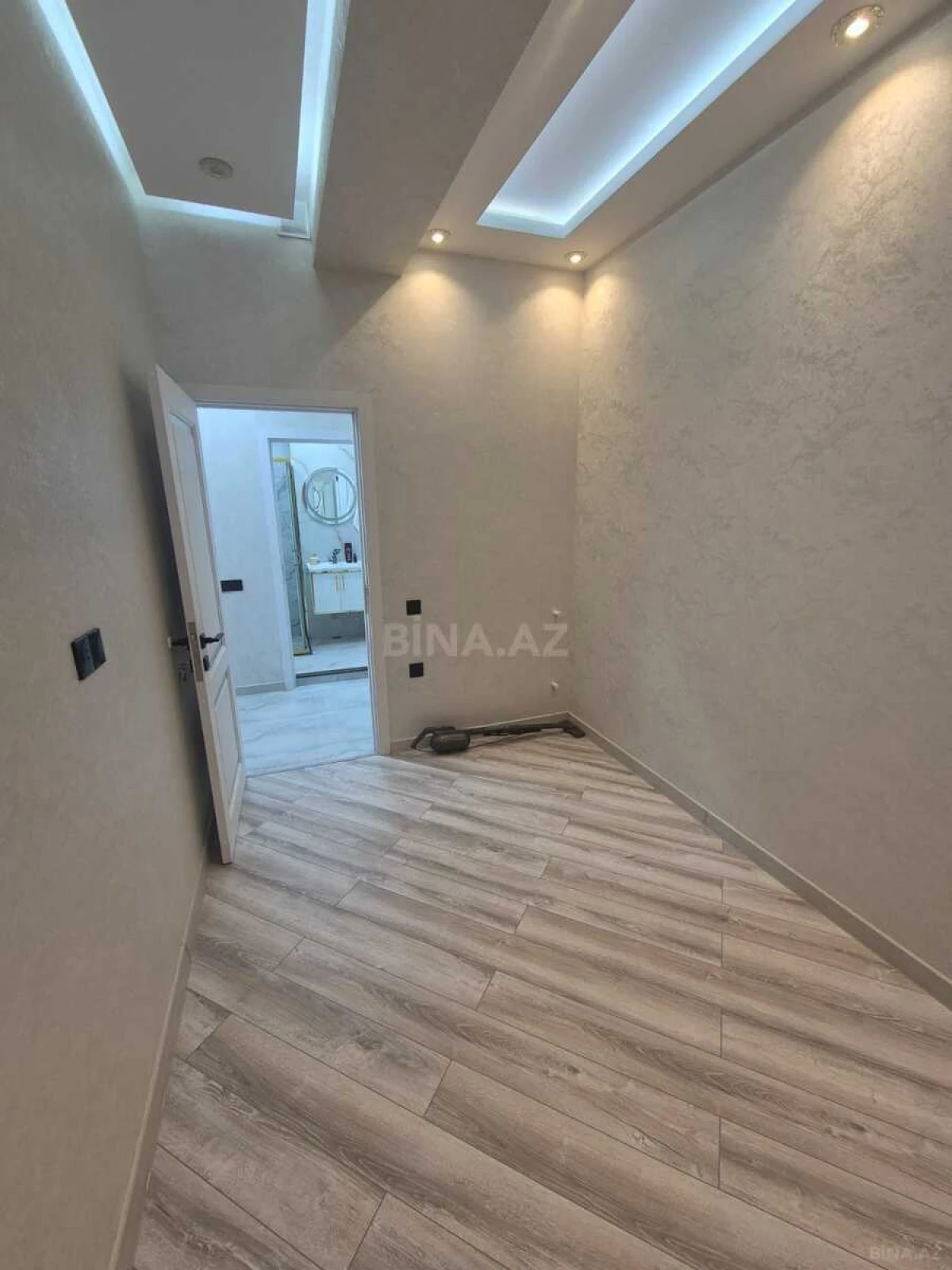 Kirayə verilir 3 otaqlı mənzil 65 m²