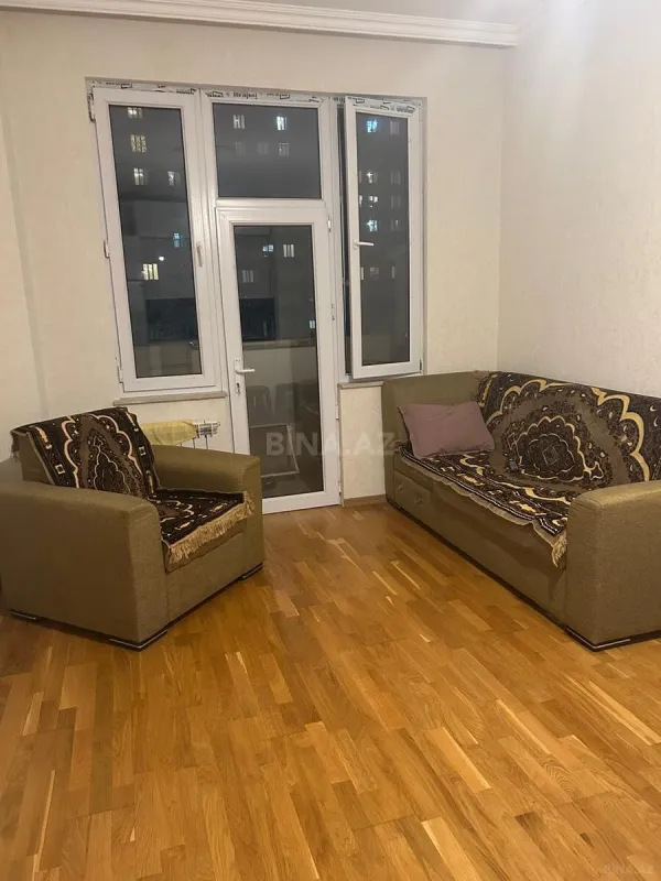 Kirayə verilir 2 otaqlı mənzil 55 m²