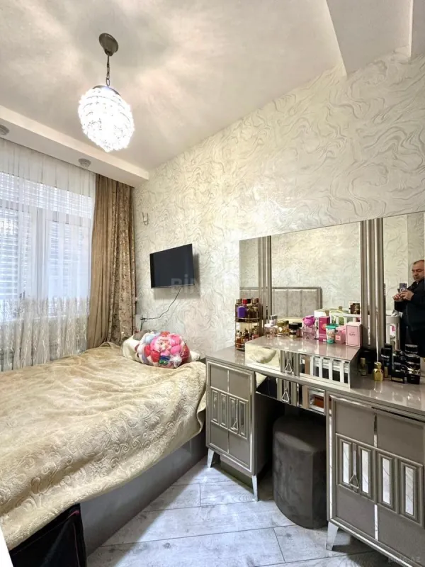 Satılır 2 otaqlı mənzil 50 m²