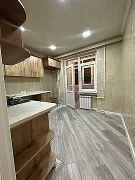 Satılır 4 otaqlı mənzil 118 m²