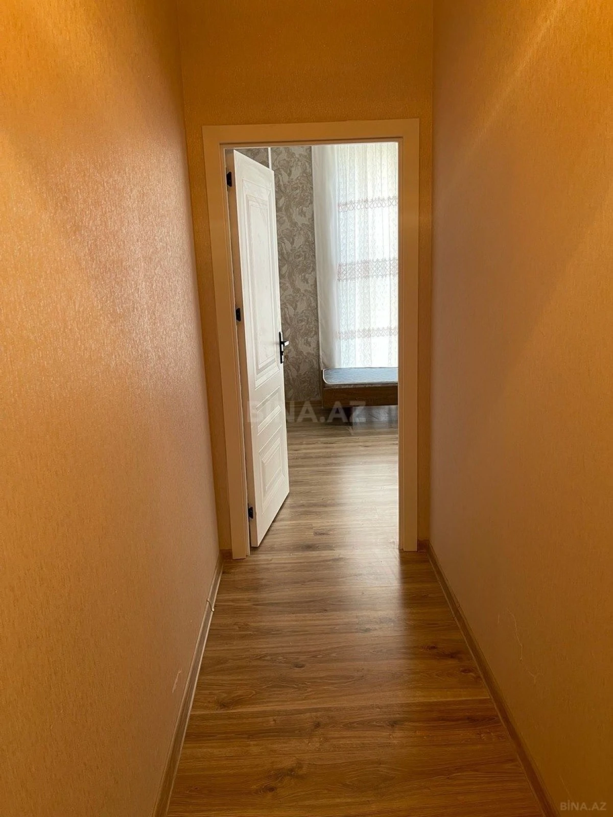 Kirayə verilir 3 otaqlı mənzil 127 m²