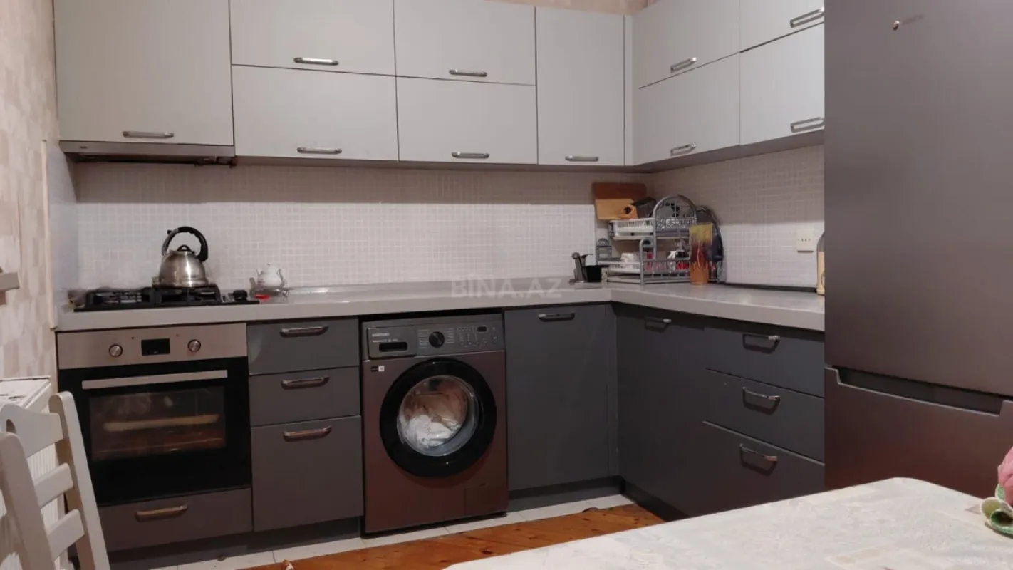 Satılır 5 otaqlı həyət evi 149 m²