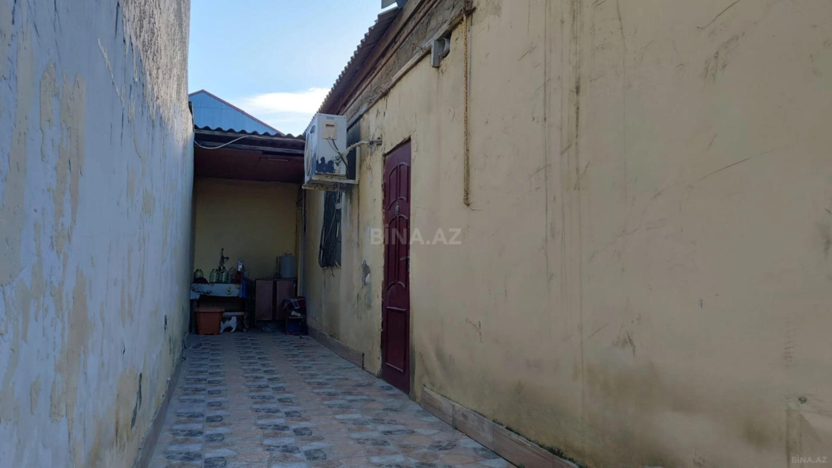 Satılır 5 otaqlı həyət evi 149 m²