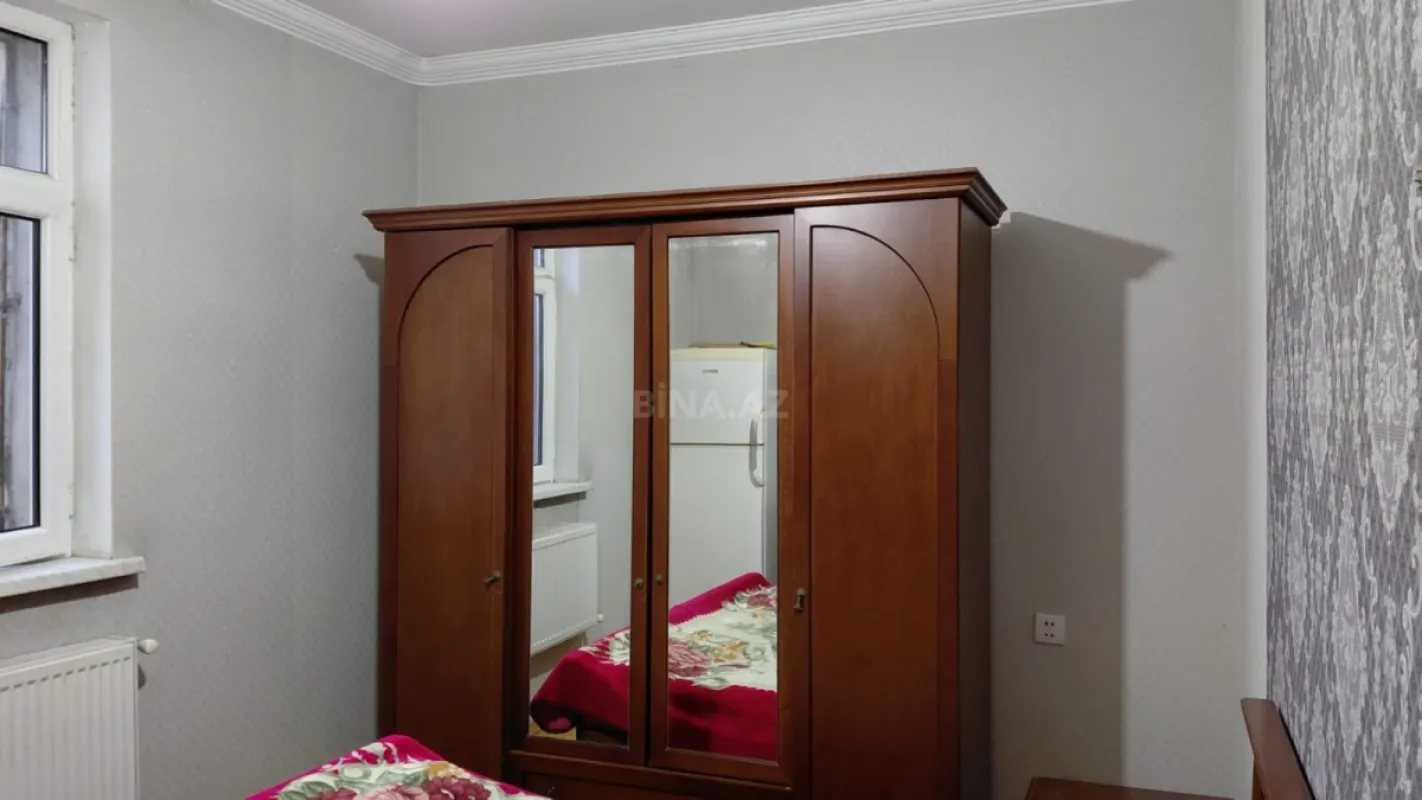 Satılır 5 otaqlı həyət evi 149 m²