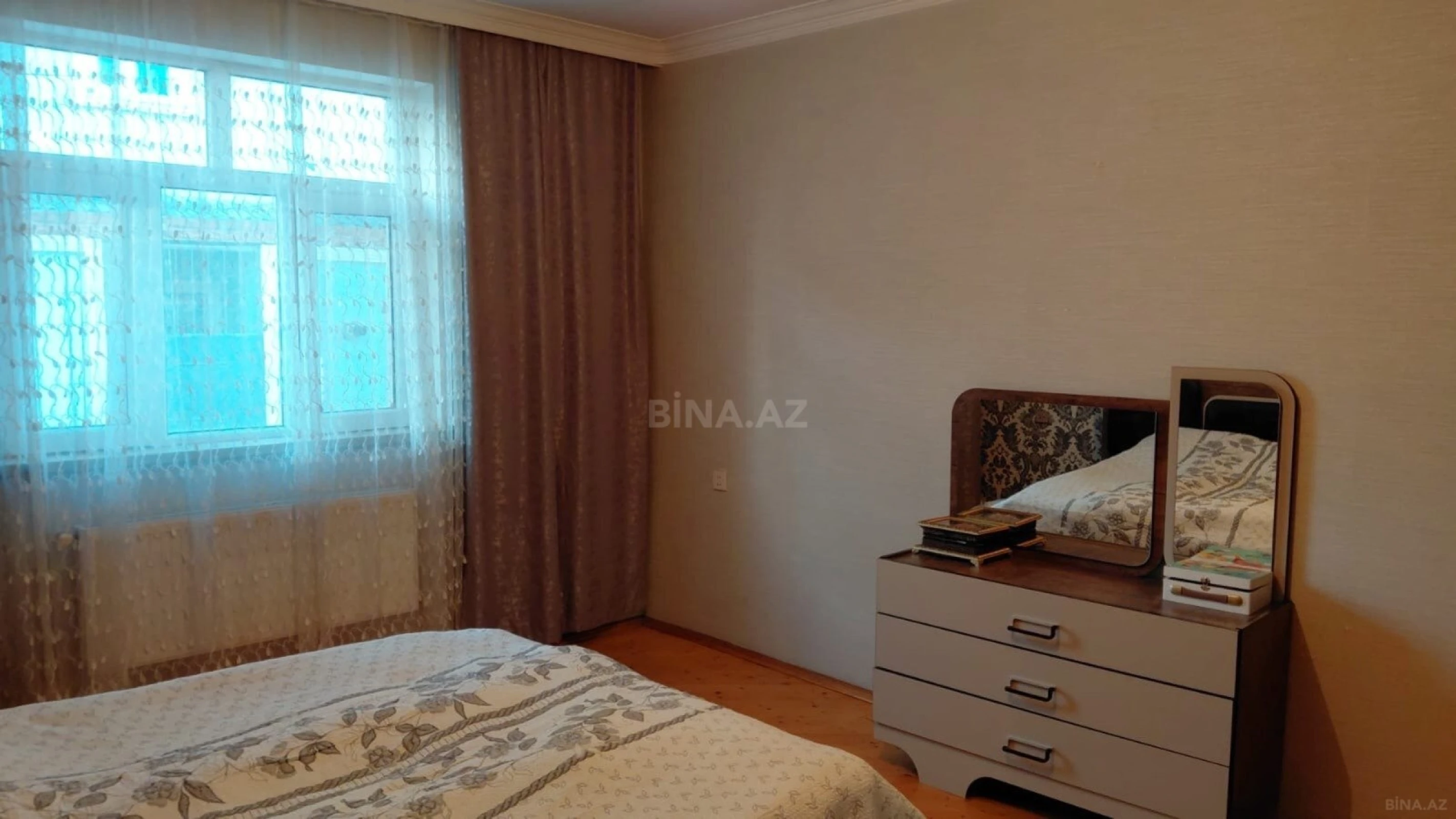 Satılır 5 otaqlı həyət evi 149 m²