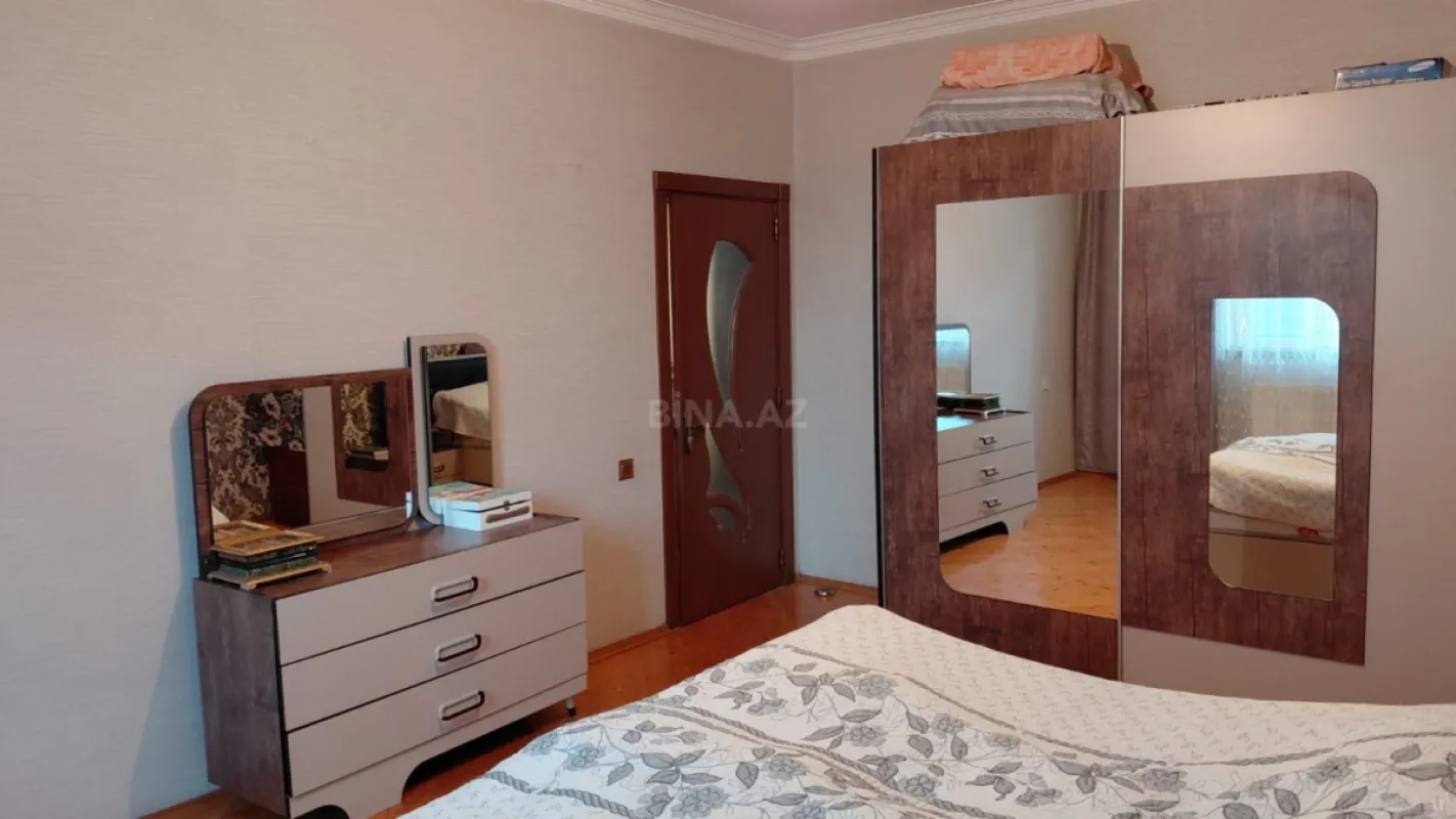 Satılır 5 otaqlı həyət evi 149 m²