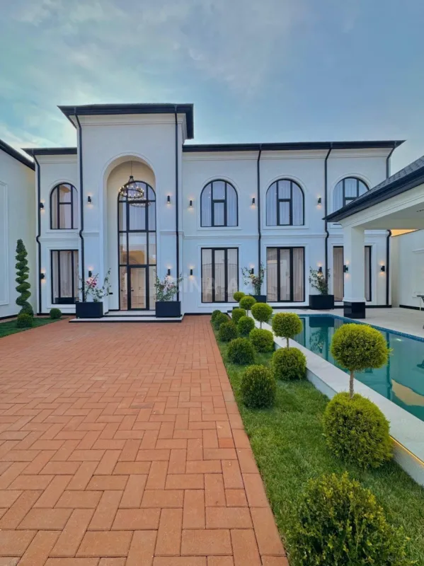 Satılır 4 otaqlı həyət evi 220 m²