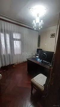 Satılır 4 otaqlı mənzil 105 m²