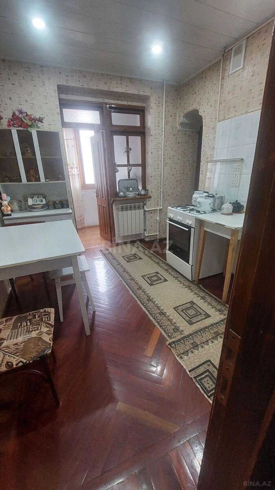 Satılır 4 otaqlı mənzil 105 m²