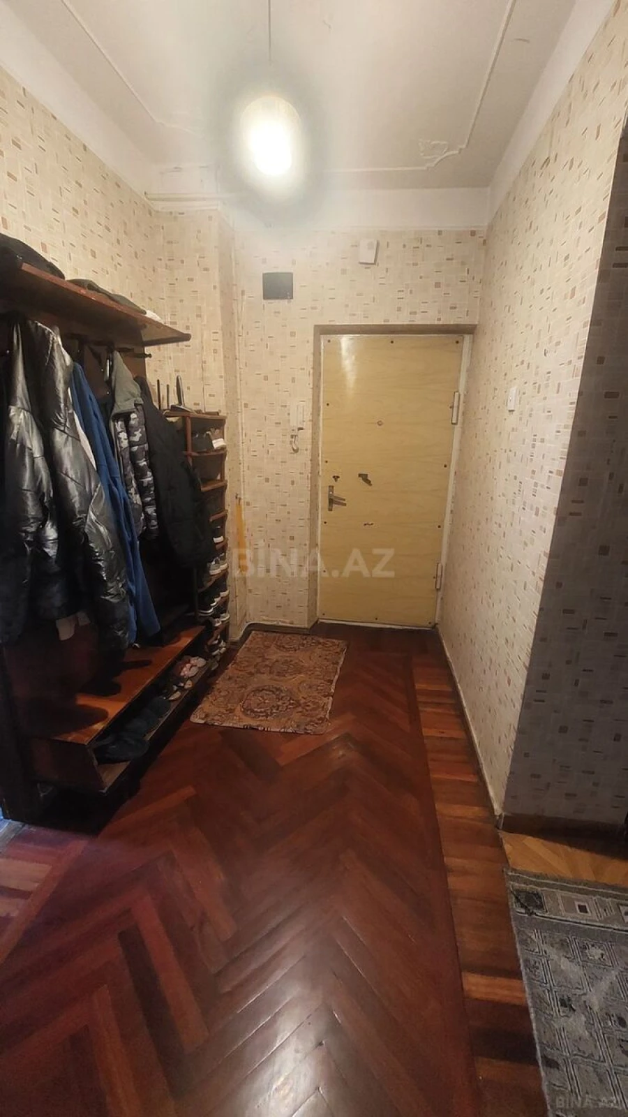 Satılır 4 otaqlı mənzil 105 m²