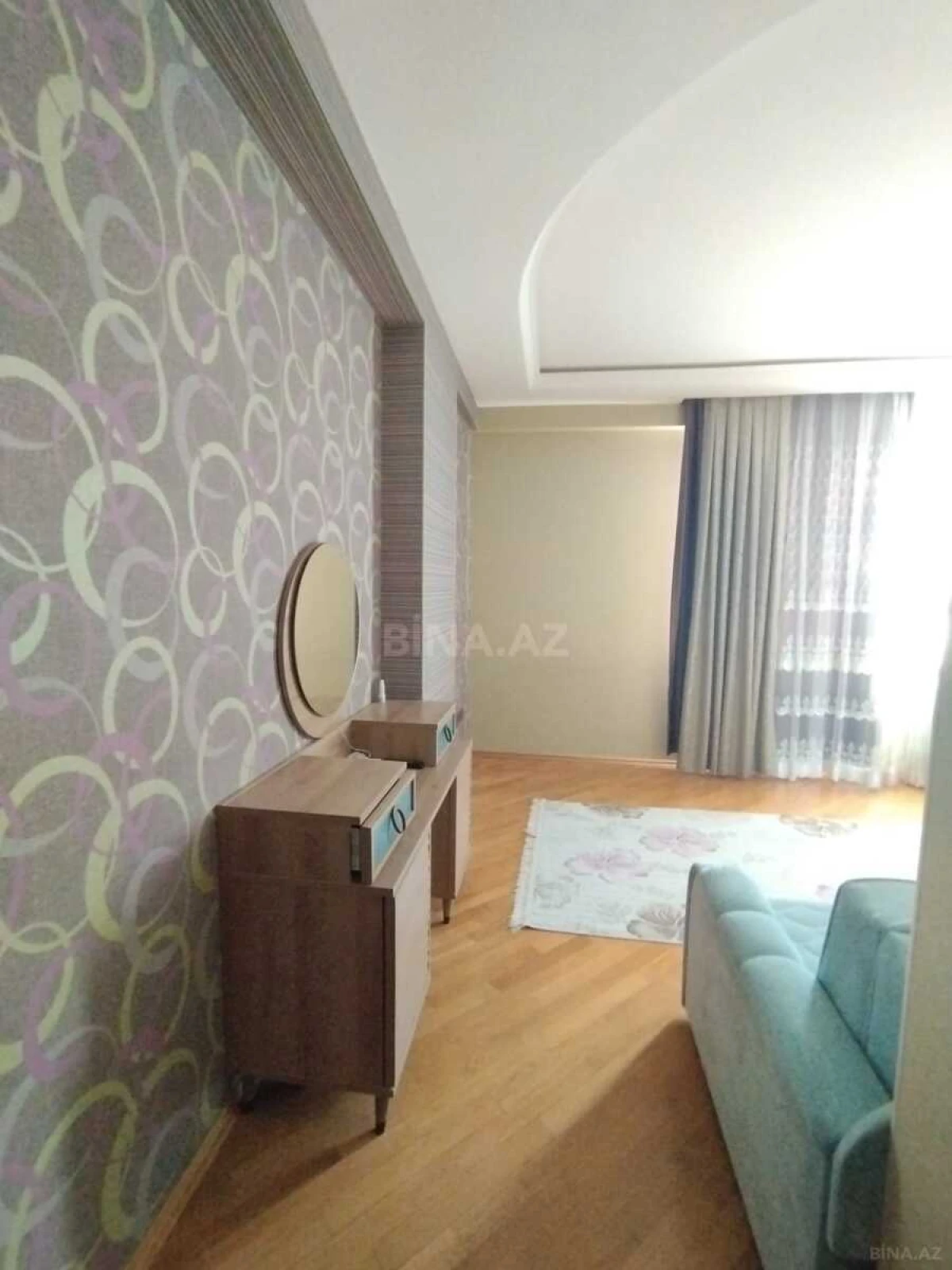 Satılır 3 otaqlı mənzil 126 m²