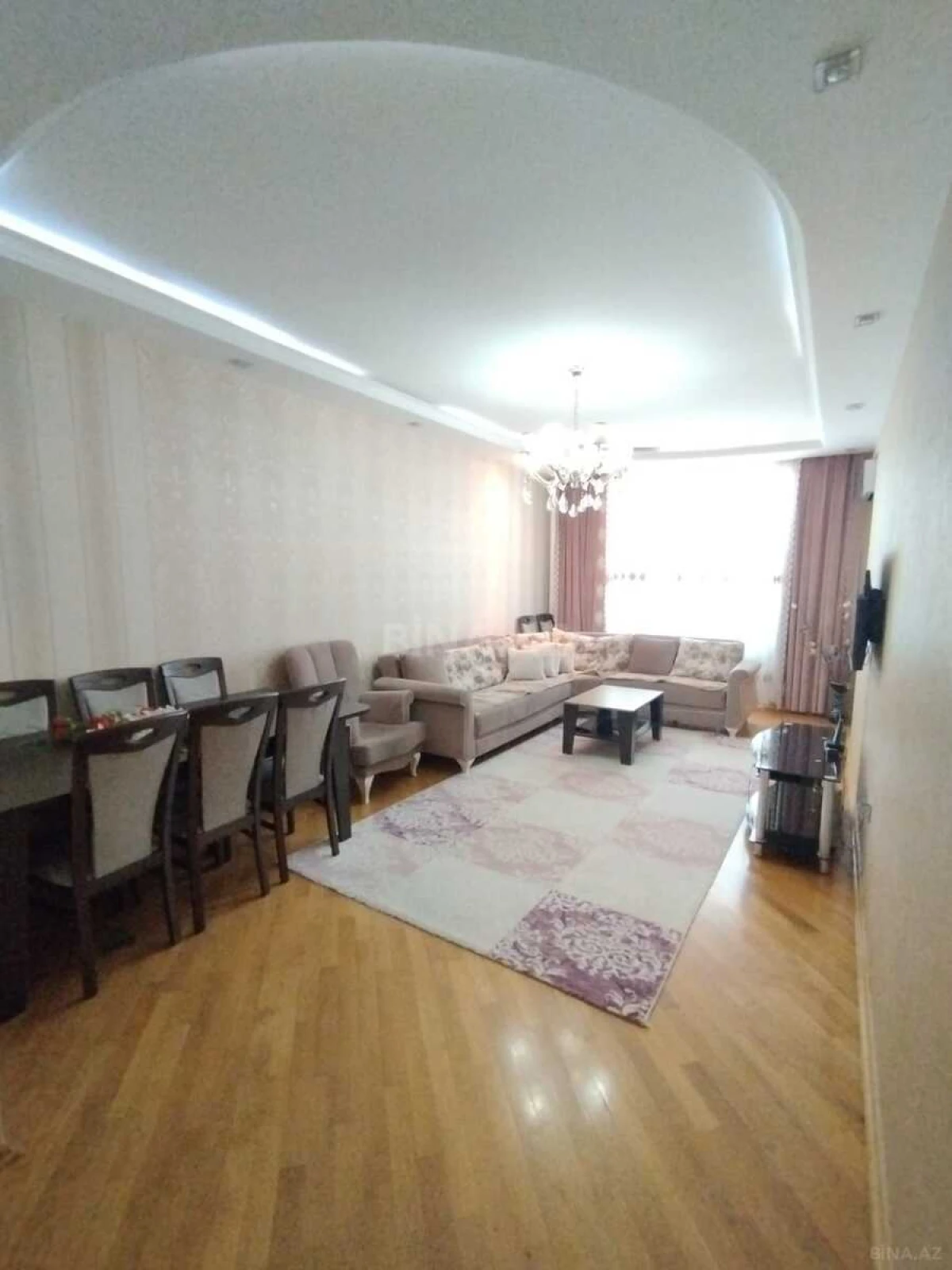 Satılır 3 otaqlı mənzil 126 m²