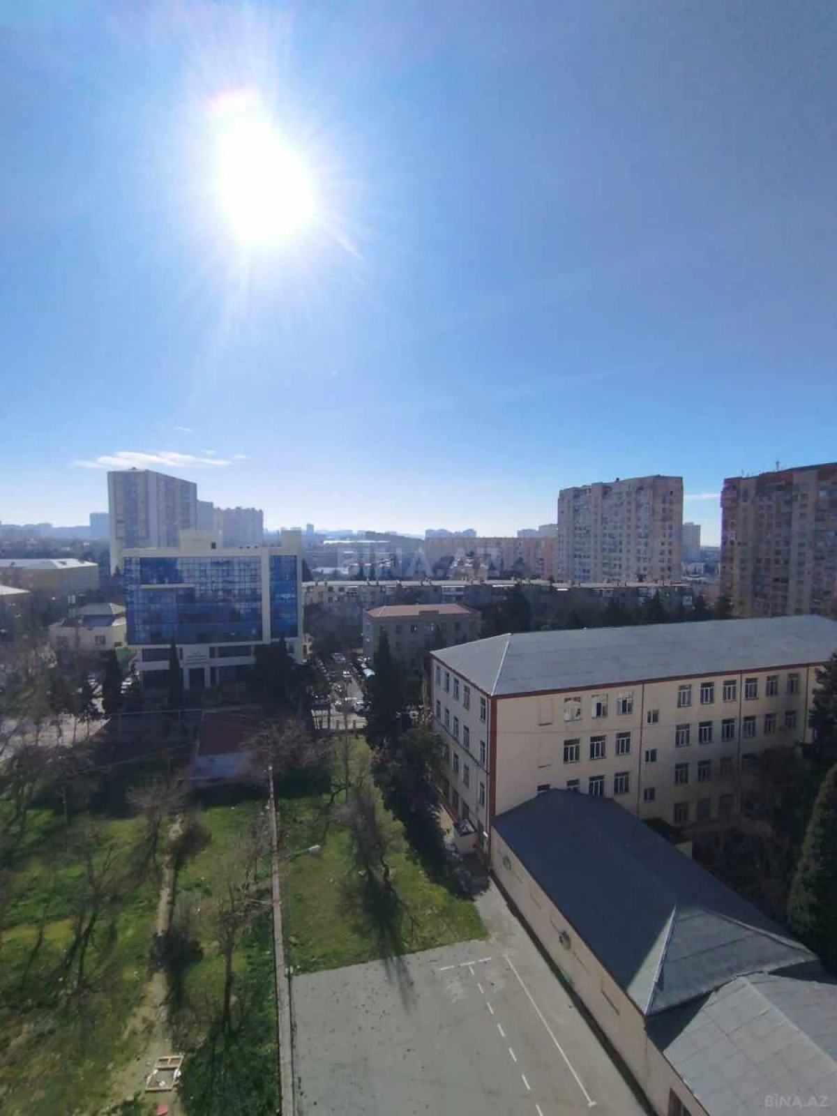 Satılır 3 otaqlı mənzil 126 m²