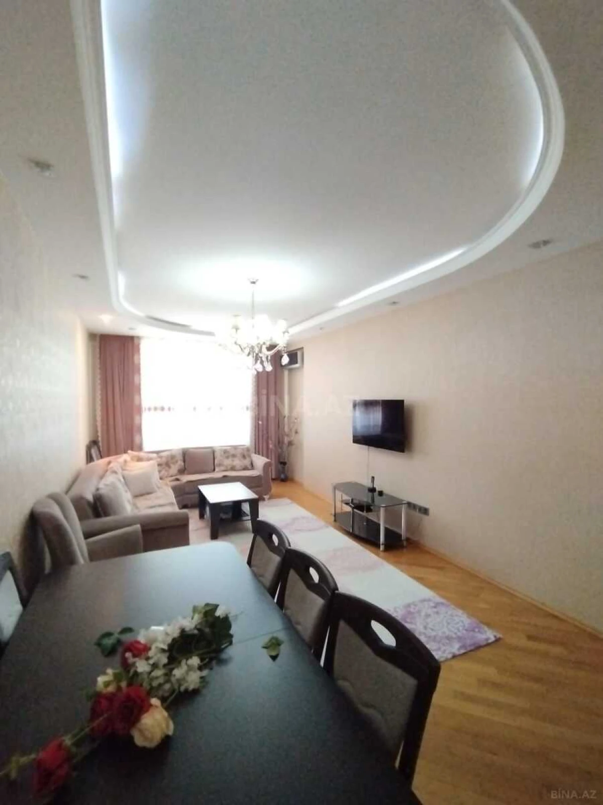 Satılır 3 otaqlı mənzil 126 m²