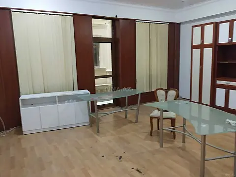 Kirayə verilir 1 otaqlı ofis 42 m² — Bakı, Xətai 1 otaq 42.00 m²