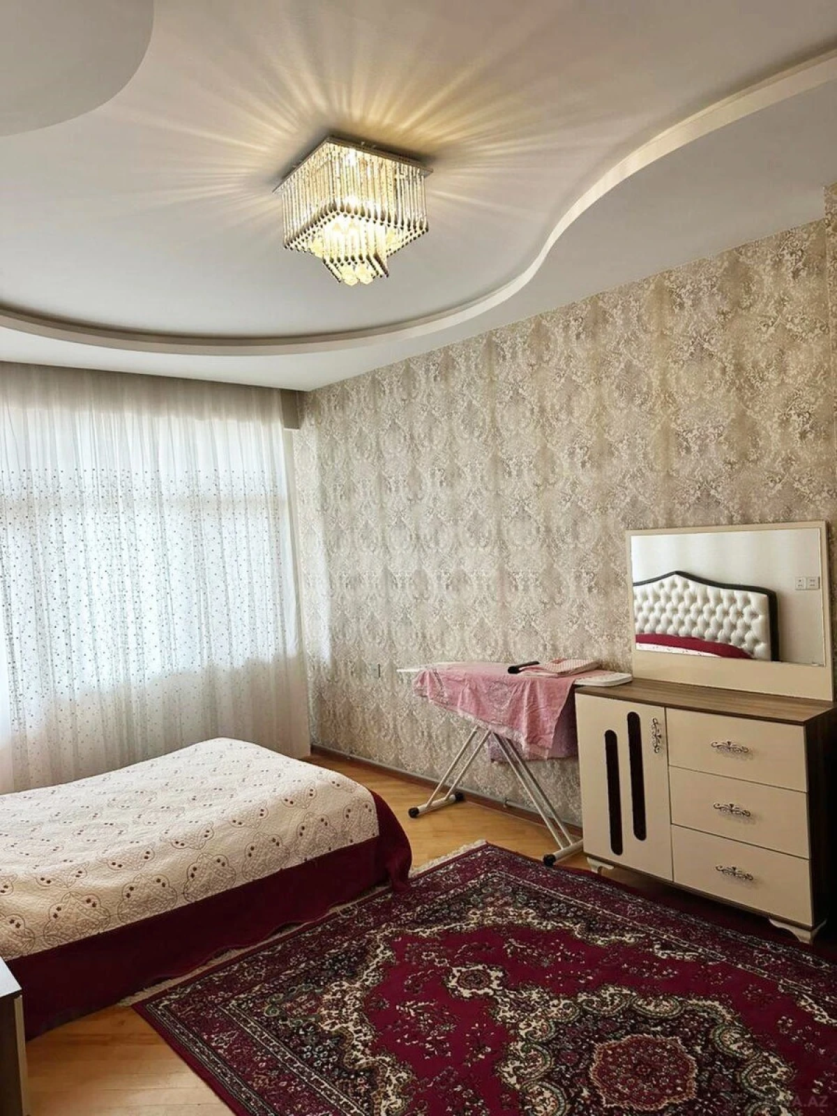 Kirayə verilir 2 otaqlı mənzil 80 m²