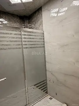 Satılır 3 otaqlı mənzil 175 m²