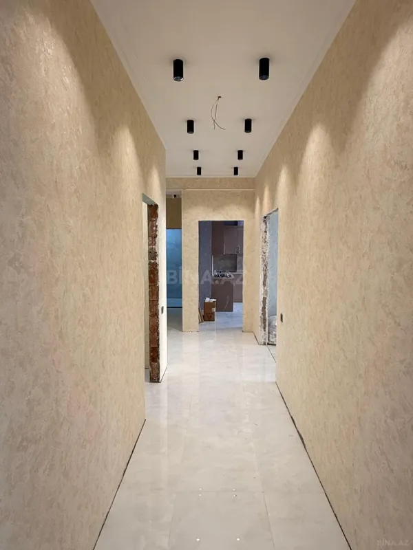 Satılır 3 otaqlı mənzil 175 m²