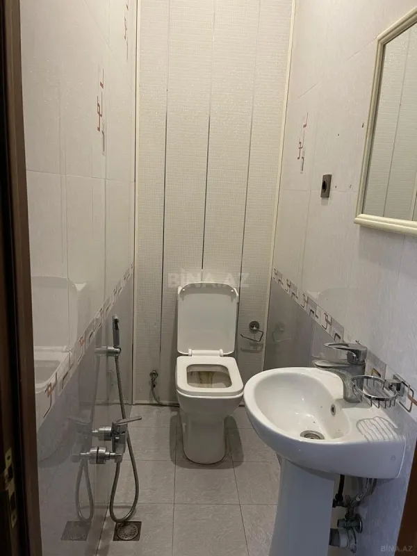 Satılır 3 otaqlı mənzil 140 m²