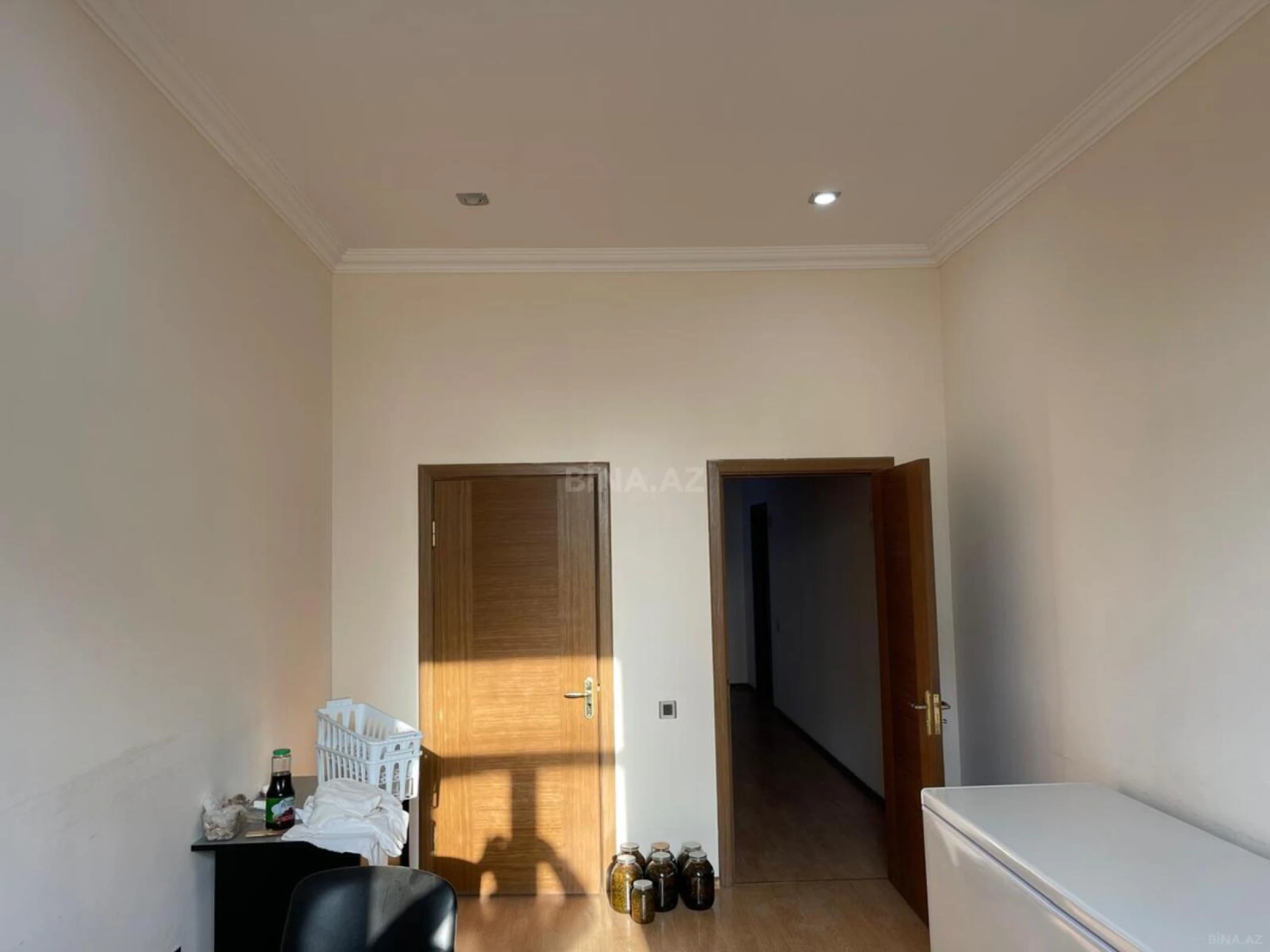 Satılır 3 otaqlı mənzil 140 m²