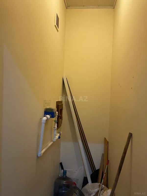 Satılır 3 otaqlı mənzil 140 m²