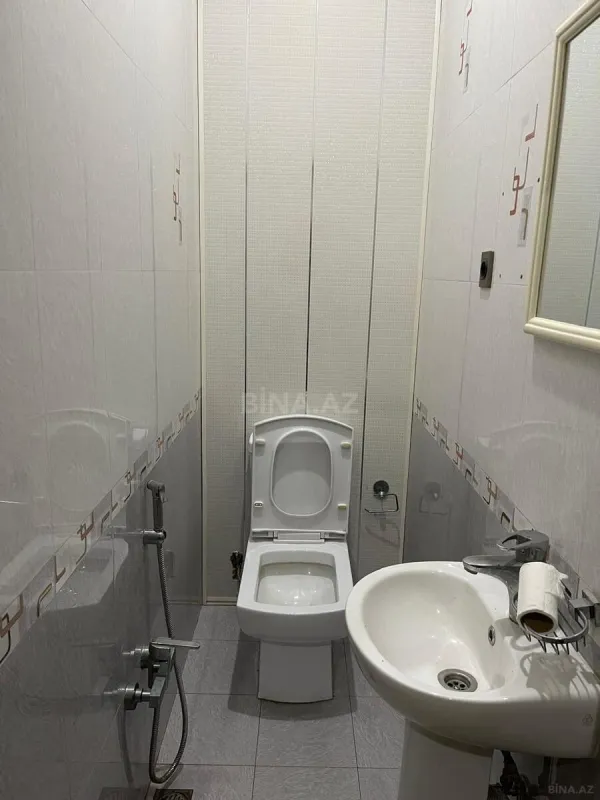 Satılır 3 otaqlı mənzil 140 m²