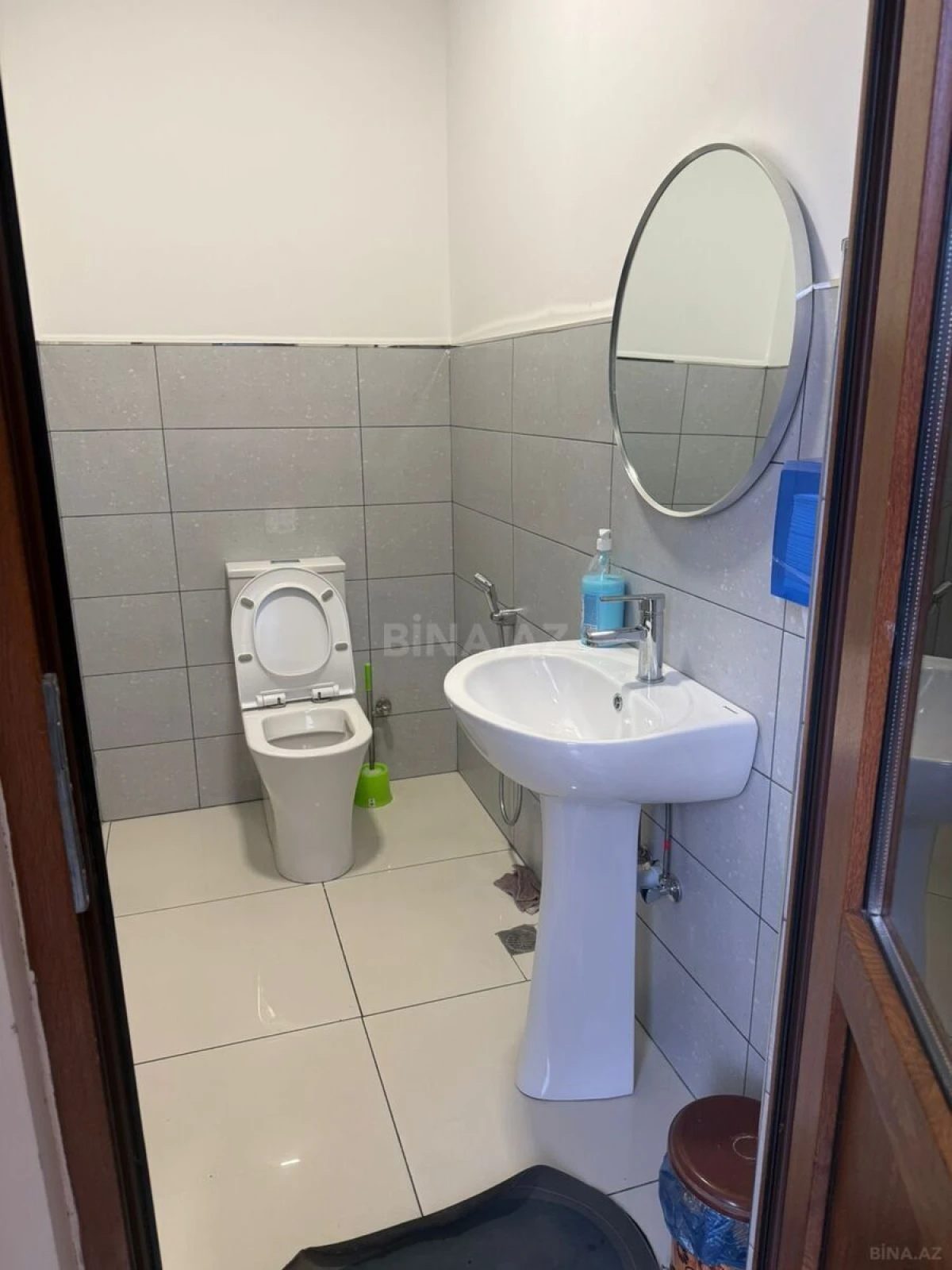 Kirayə verilir obyekt 170 m²