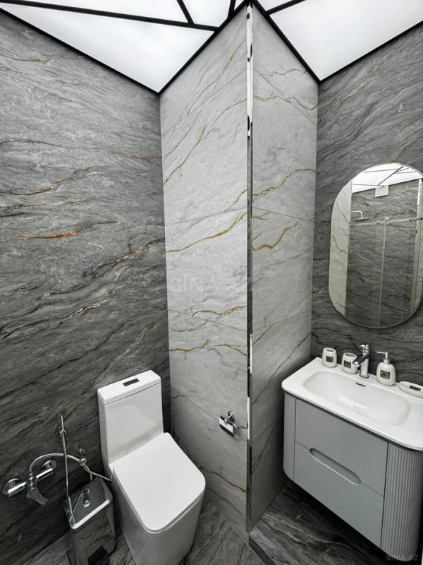 Kirayə verilir 2 otaqlı mənzil 65 m²