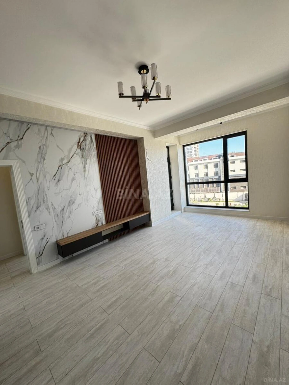 Kirayə verilir 2 otaqlı mənzil 65 m²