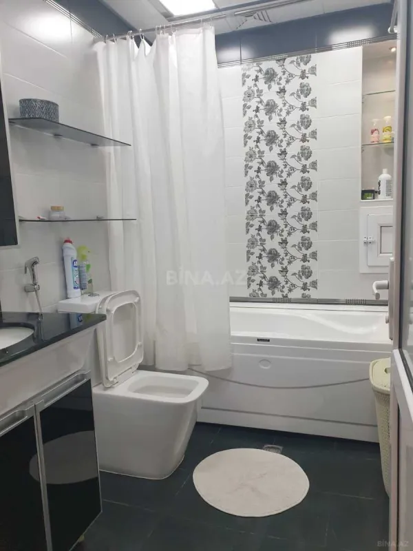Kirayə verilir 2 otaqlı mənzil 65 m²