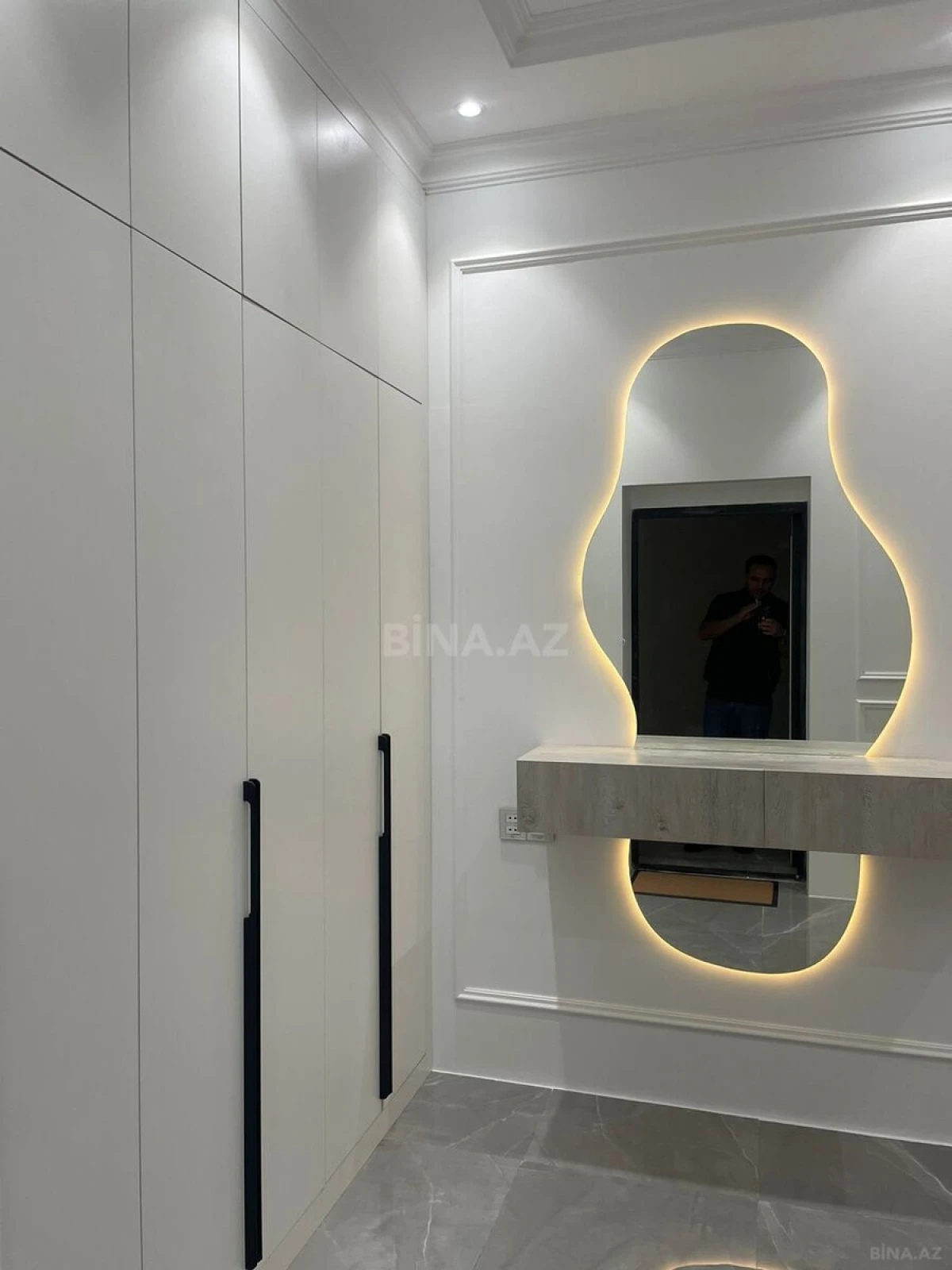 Kirayə verilir 2 otaqlı mənzil 75 m²