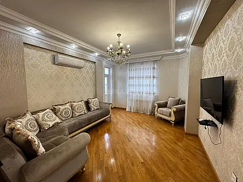 Satılır 3 otaqlı mənzil 110 m²