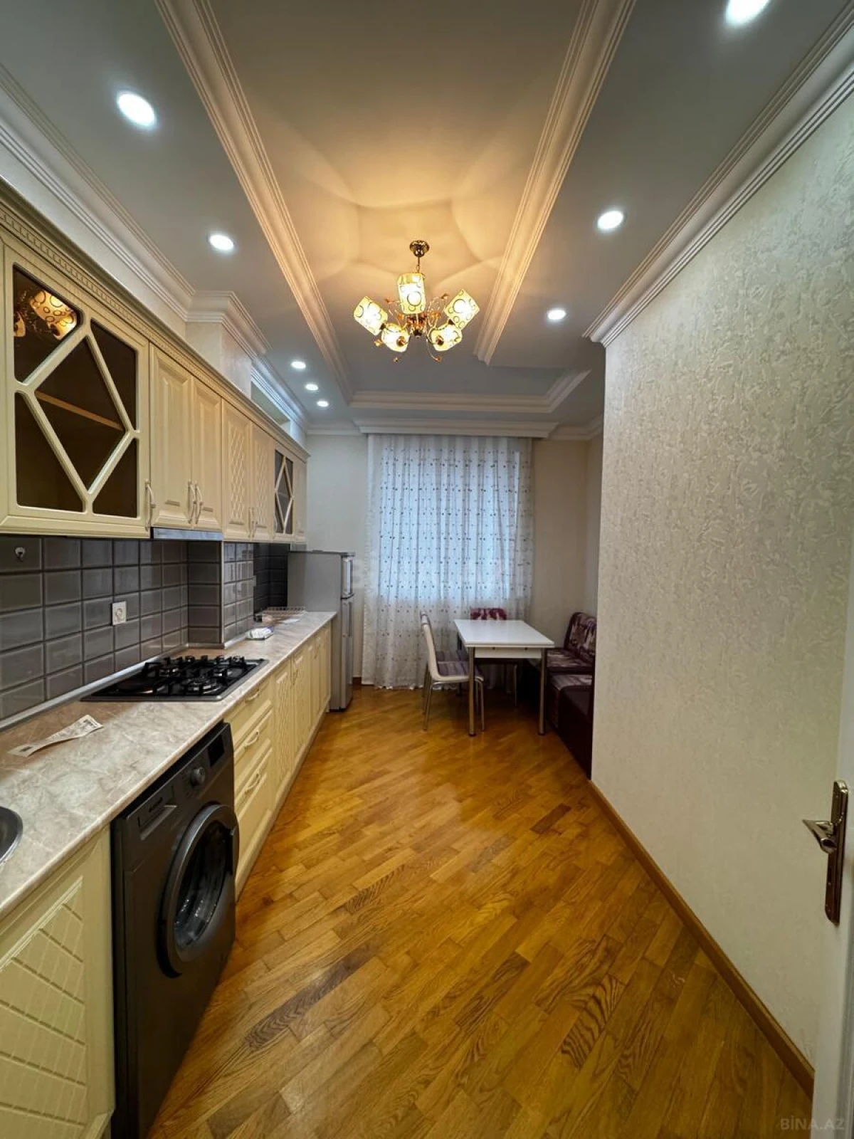 Satılır 3 otaqlı mənzil 110 m²