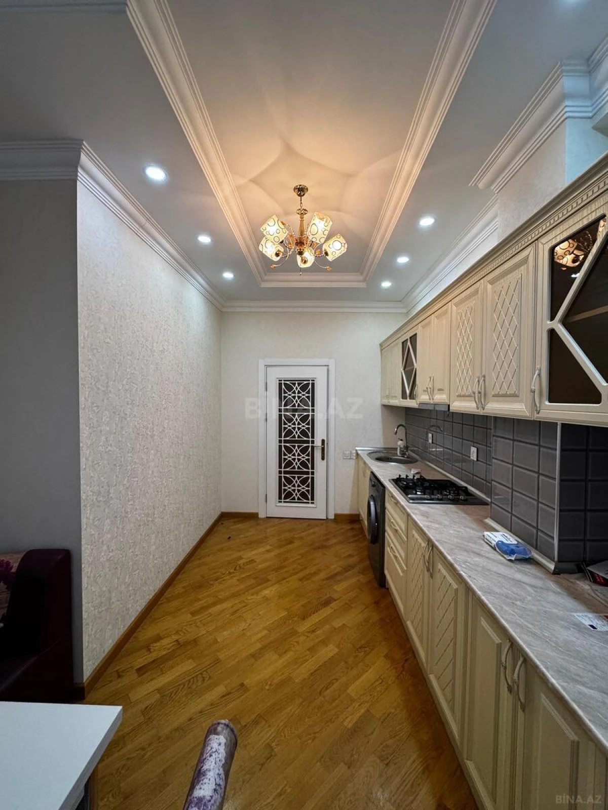 Satılır 3 otaqlı mənzil 110 m²