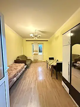 Satılır 1 otaqlı mənzil 42 m²
