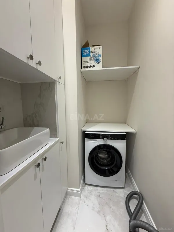 Kirayə verilir 3 otaqlı mənzil 120 m²