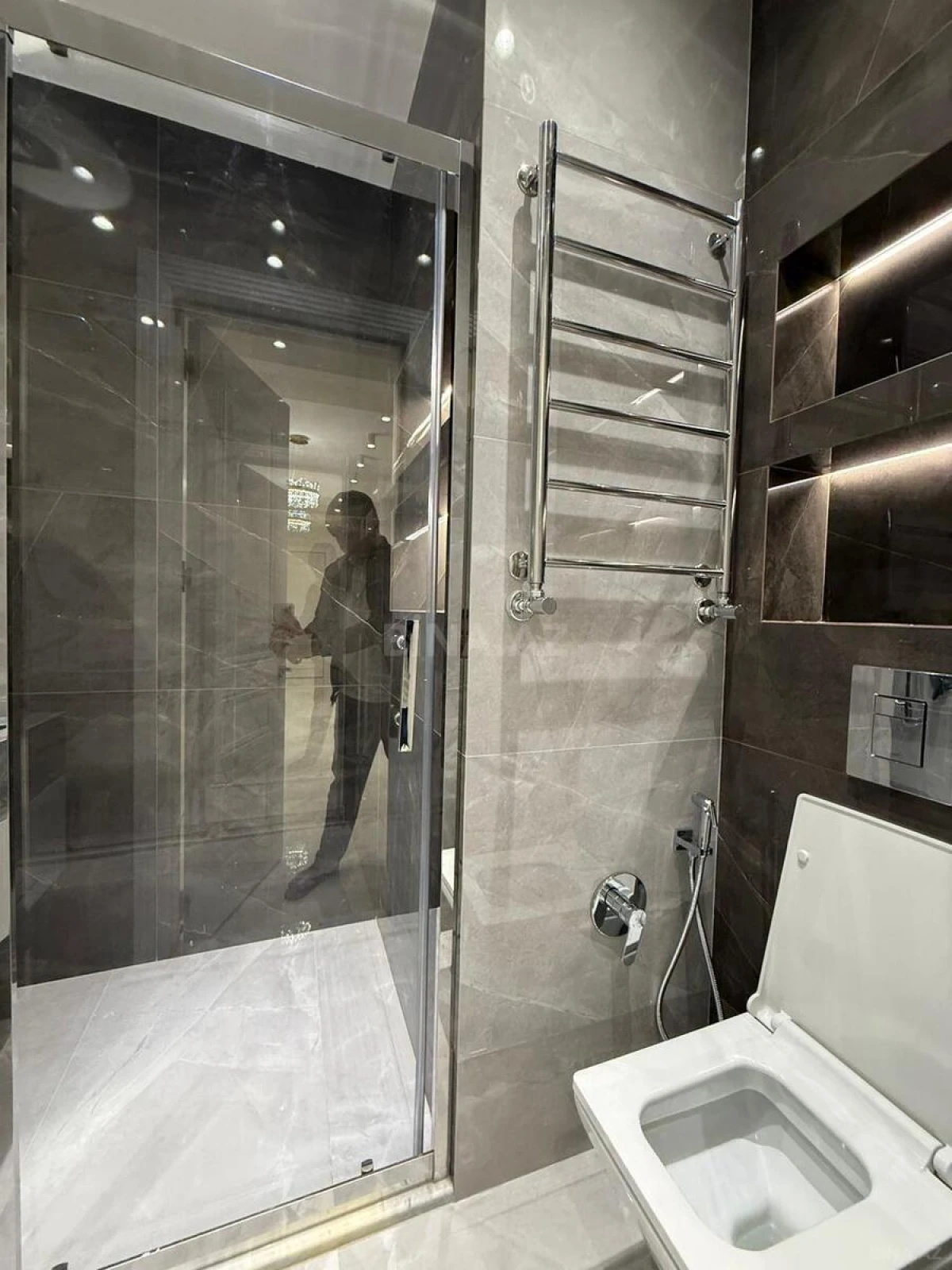 Kirayə verilir 3 otaqlı mənzil 120 m²