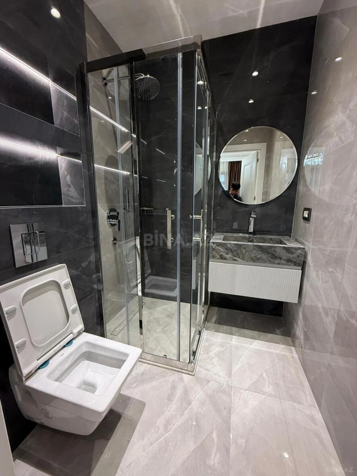 Kirayə verilir 3 otaqlı mənzil 120 m²