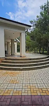 Satılır 6 otaqlı həyət evi 430 m²