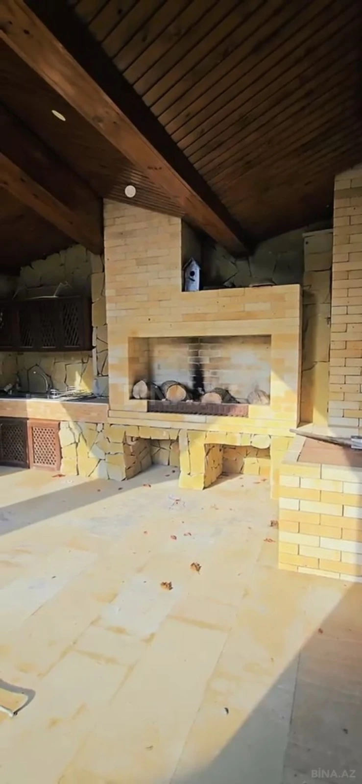 Satılır 6 otaqlı həyət evi 430 m²