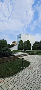 Satılır 6 otaqlı həyət evi 430 m²