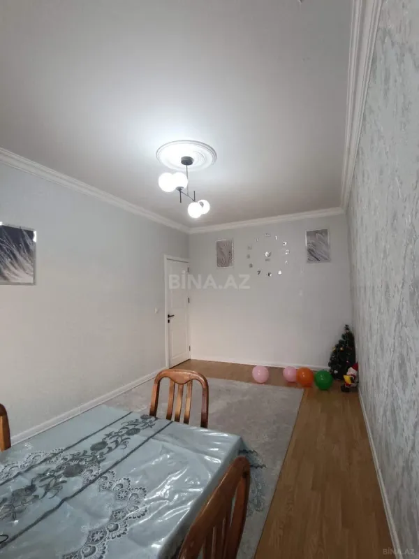 Satılır 2 otaqlı mənzil 60 m²