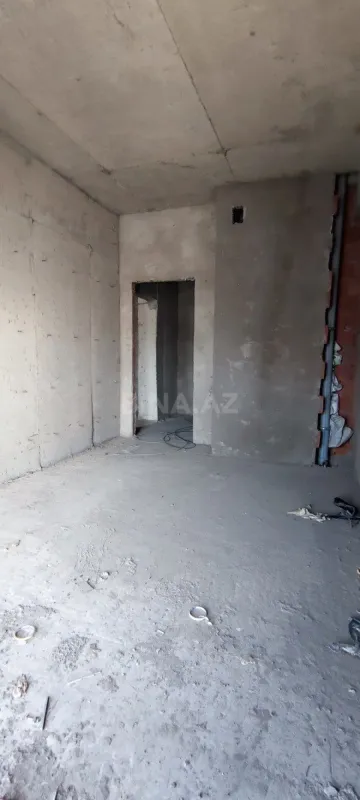 Satılır 2 otaqlı mənzil 82 m²