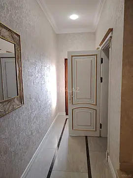 Satılır 5 otaqlı həyət evi 200 m²