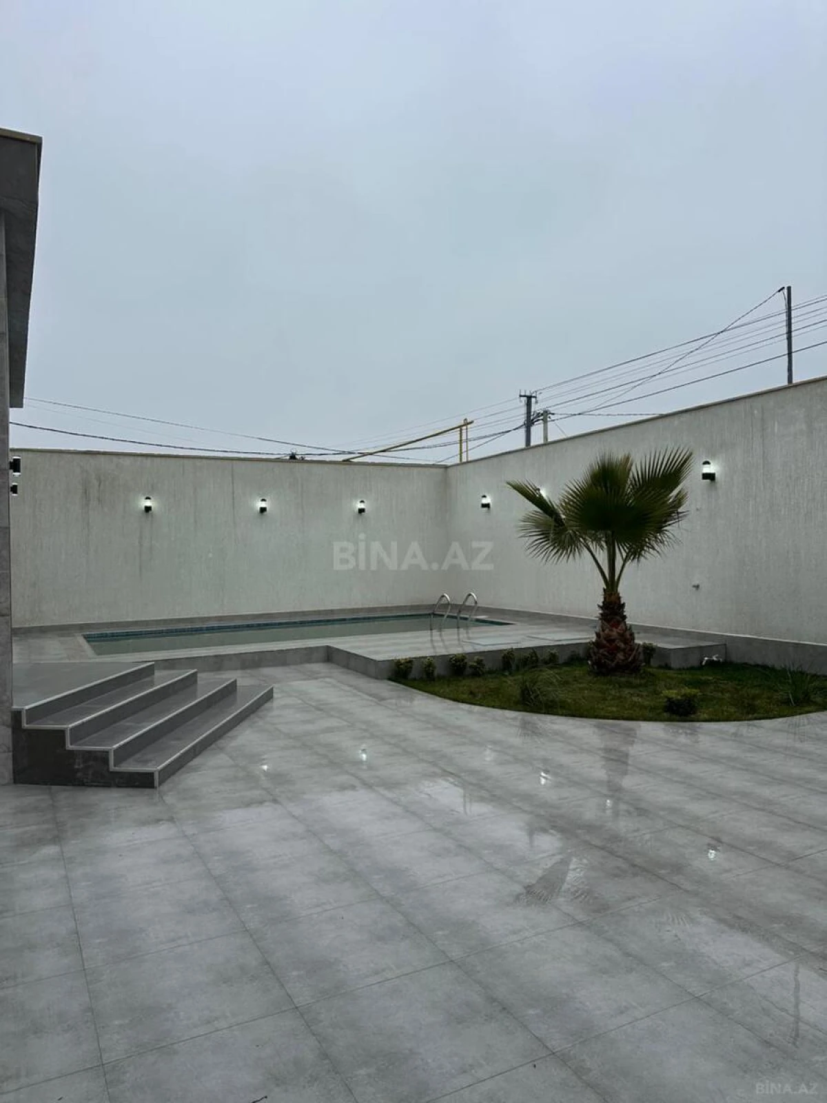 Satılır 4 otaqlı həyət evi 180 m²