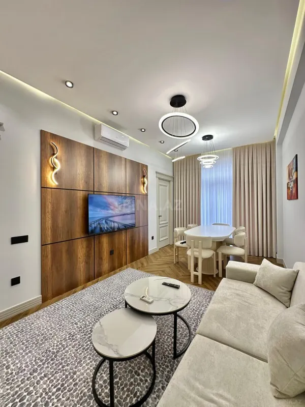 Satılır 3 otaqlı mənzil 77 m²