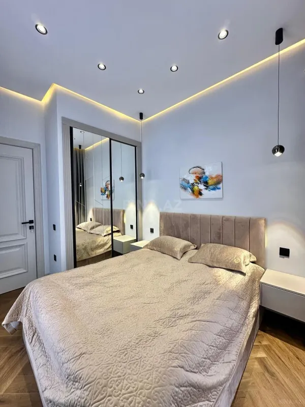 Satılır 3 otaqlı mənzil 77 m²